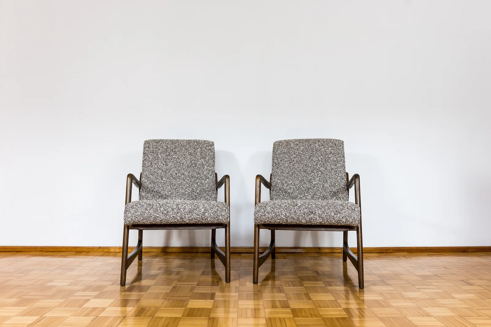 Pair of armchairs, 364, designed by Barbara Fenrych Węcławska, Poland, 1960s