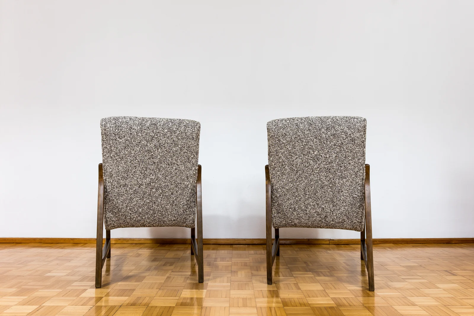 Pair of armchairs, 364, designed by Barbara Fenrych Węcławska, Poland, 1960s