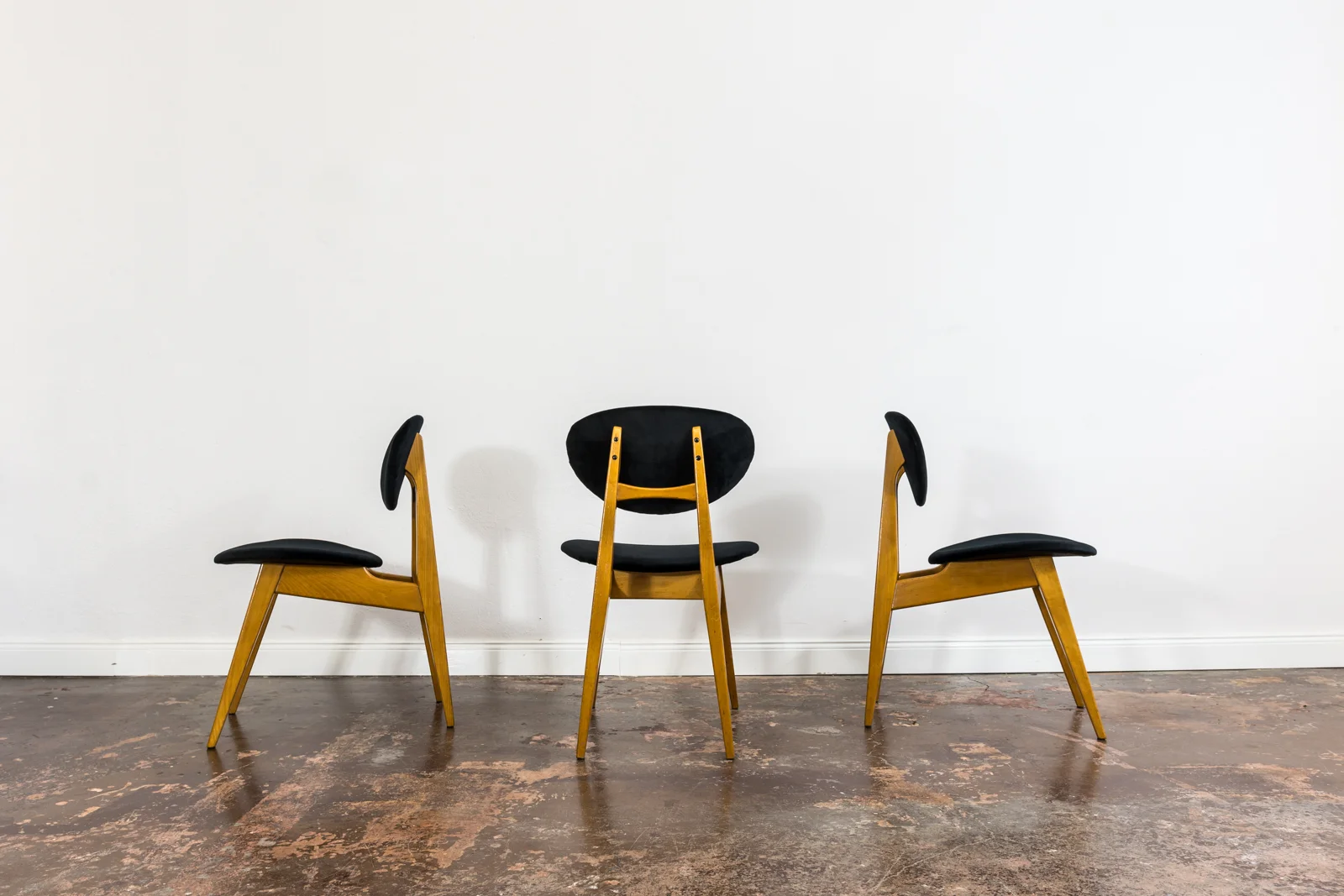 Set of 3 GFM-22 chairs designed by Juliusz Kędziorek, Gościcińska Fabryka Mebli, Poland, 1960s