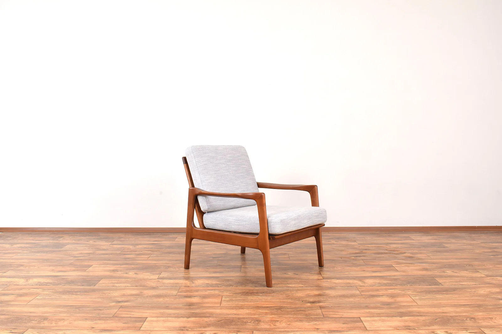 Fotel vintage, proj. Illum Wikkelsø, Dania, lata 60