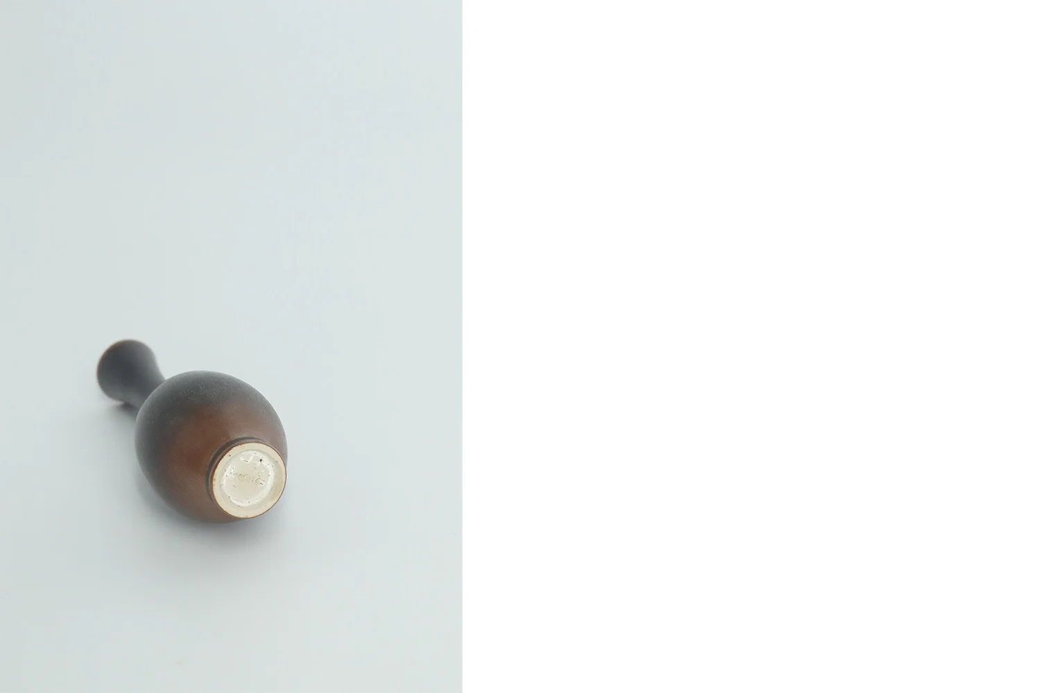 Set of 2 wenge ceramic vases, designed by John Andersson, Höganäs Keramik, Sweden, 1950s
