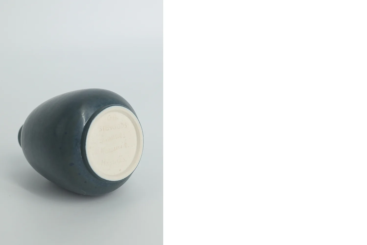 Small stoneware vase no. 108, designed by Gunnar Borg, Höganäs Keramik, Sweden, 1960s