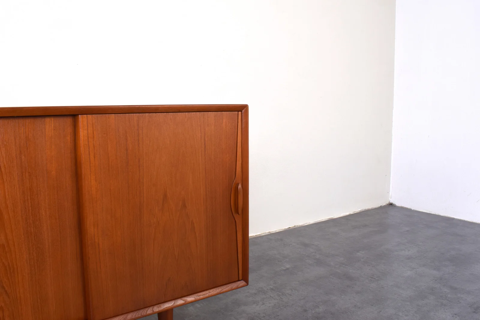 Tekowy sideboard, Dania, lata 60