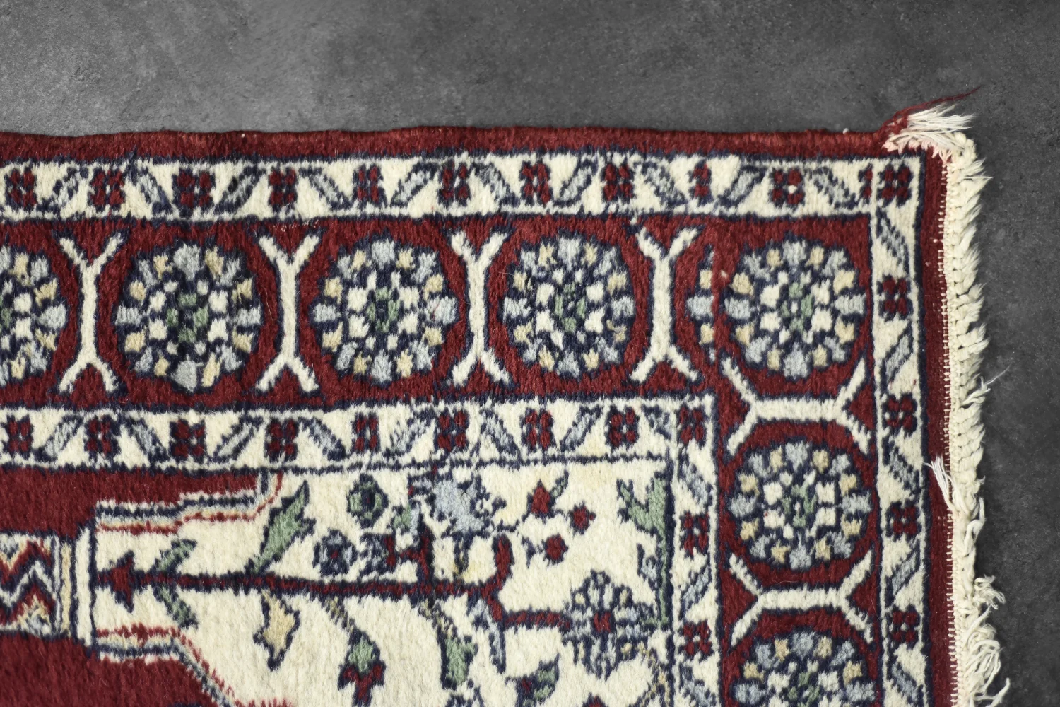 Orientalny dywan modlitewny Mihrab, Pakistan, lata 60