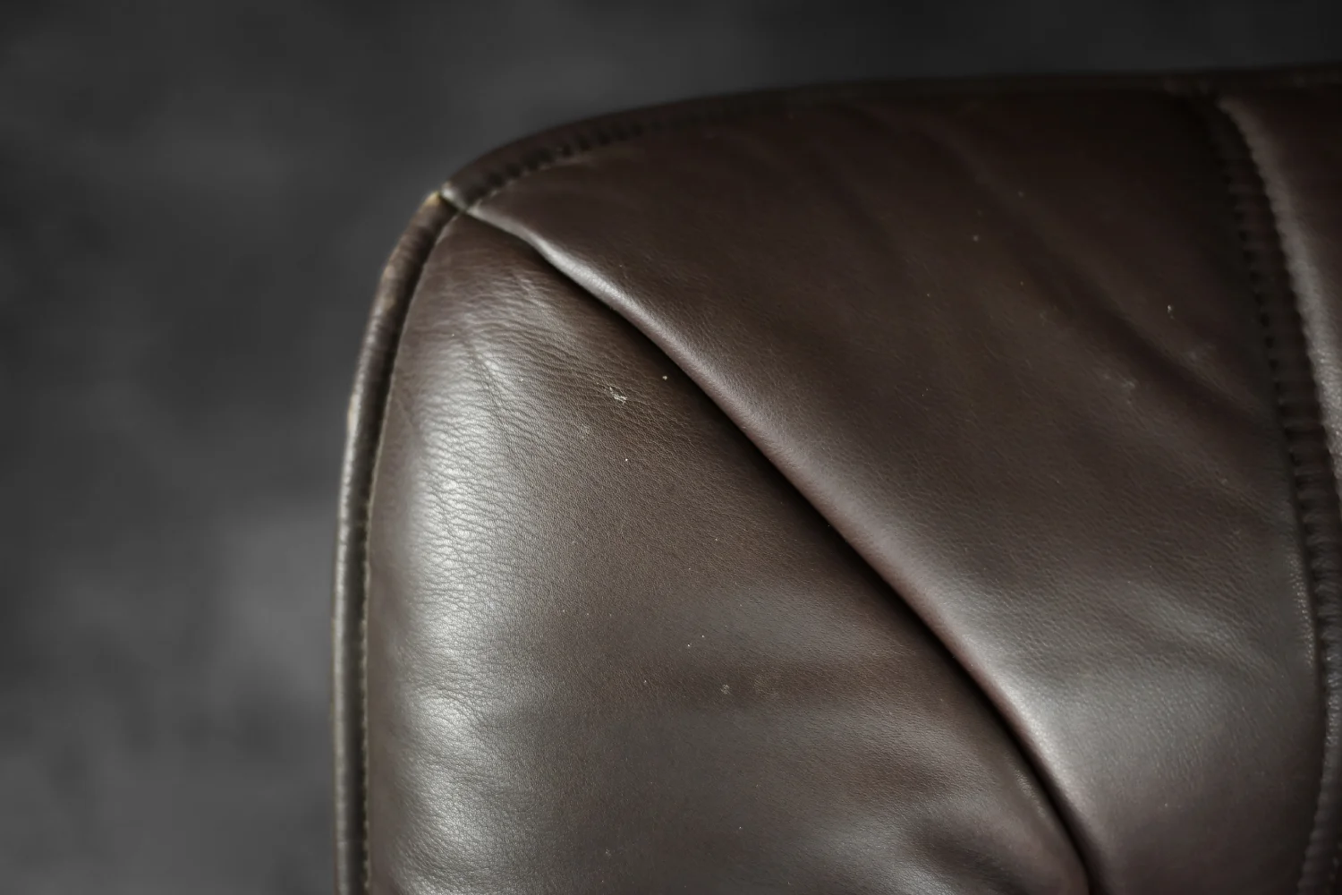 Vintage two-seater leather sofa, Denmark, 1970s