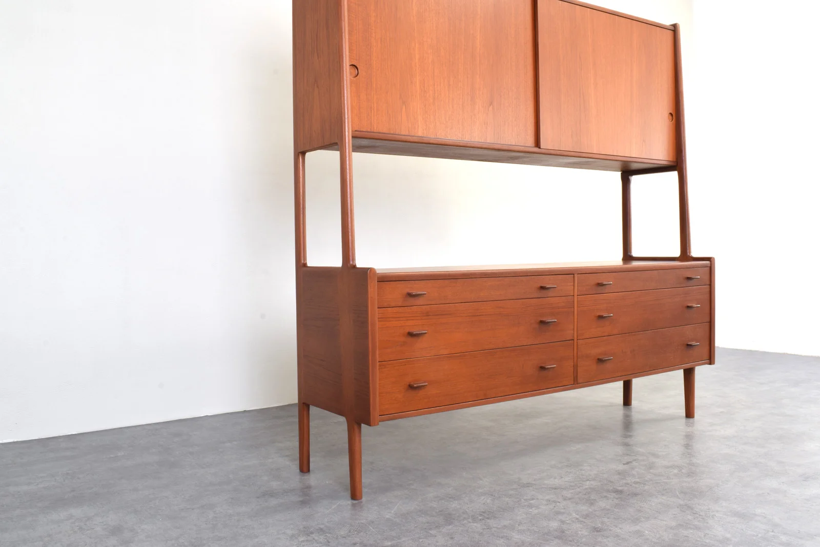 RY-20 sideboard designed by Hans Wegner, manufactured by Ry Møbler, Denmark, 1950s
