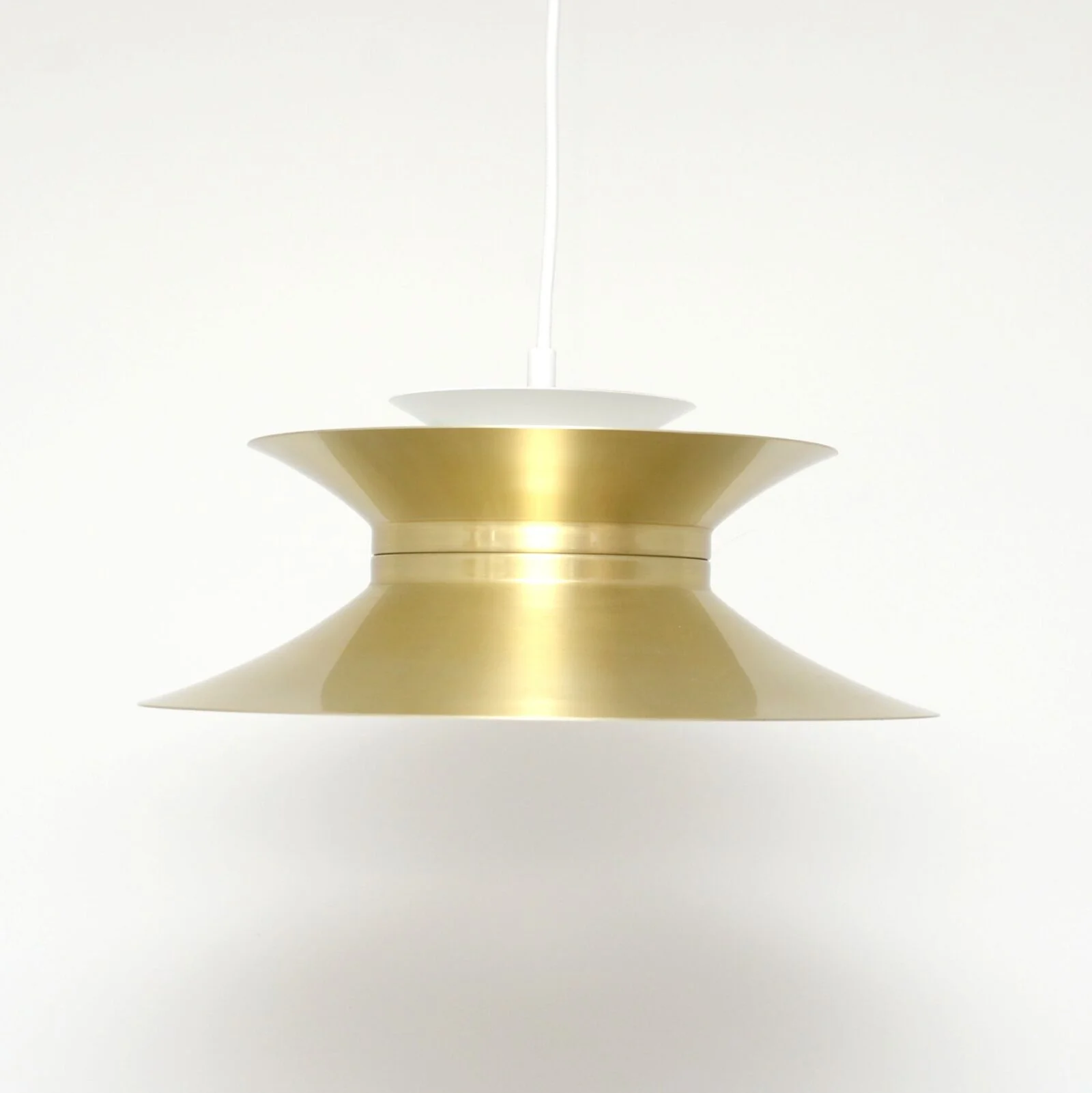 Złota skandynawska lampa, Dania, lata 70