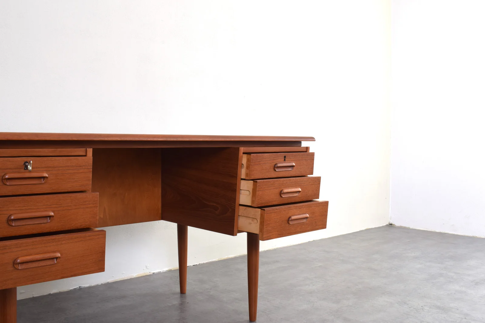 Vintage Danish desk, Denmark, 1960s