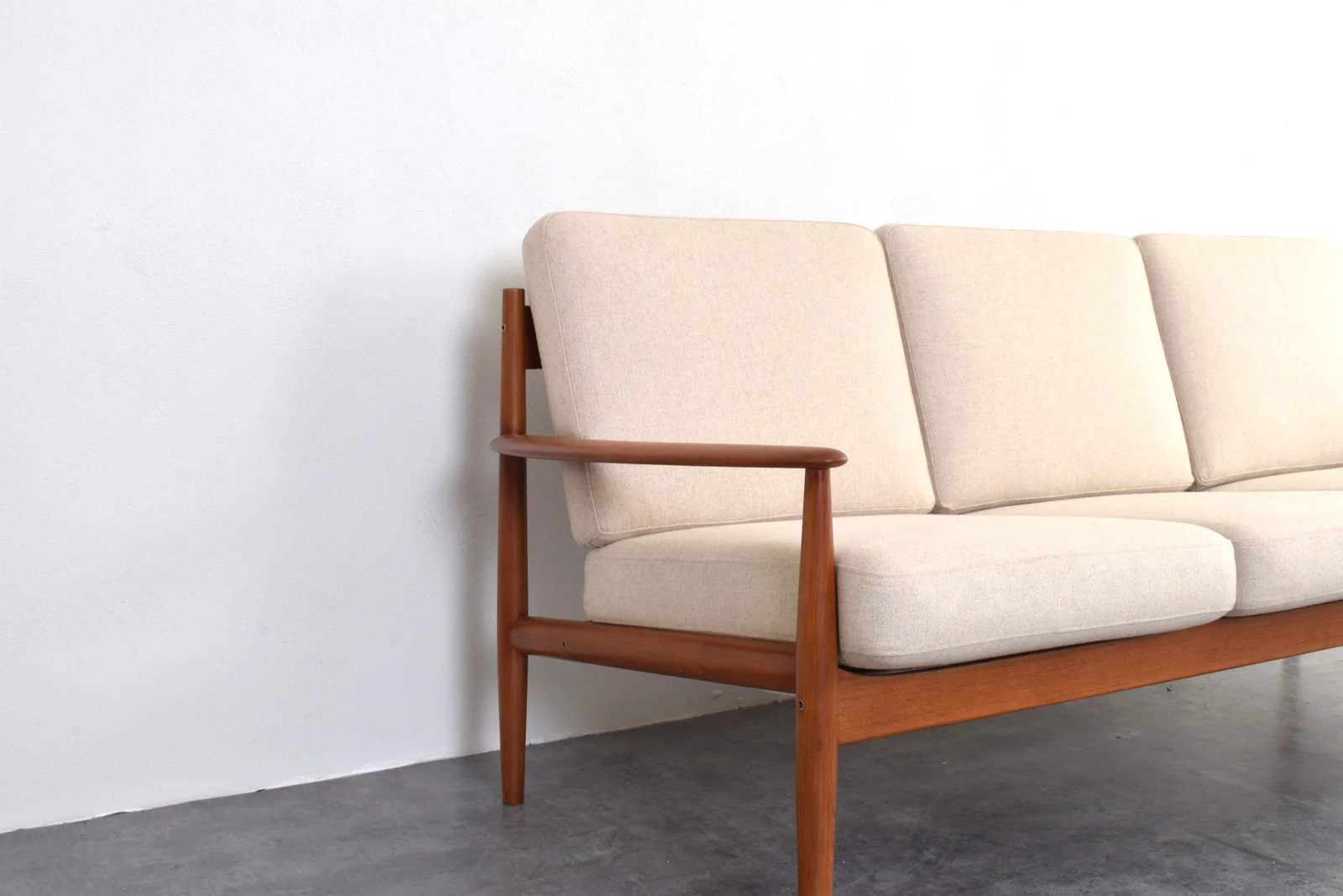 Scandinavian teak sofa designed by Grete Jalk, made by France & Søn, Denmark, 1960s