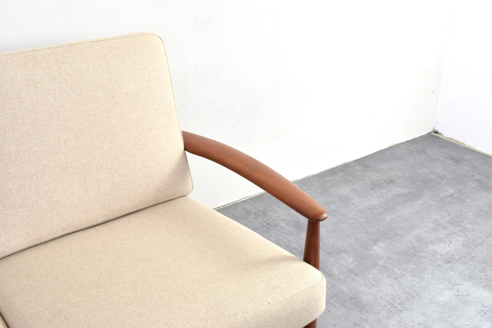 Scandinavian teak sofa designed by Grete Jalk, made by France & Søn, Denmark, 1960s