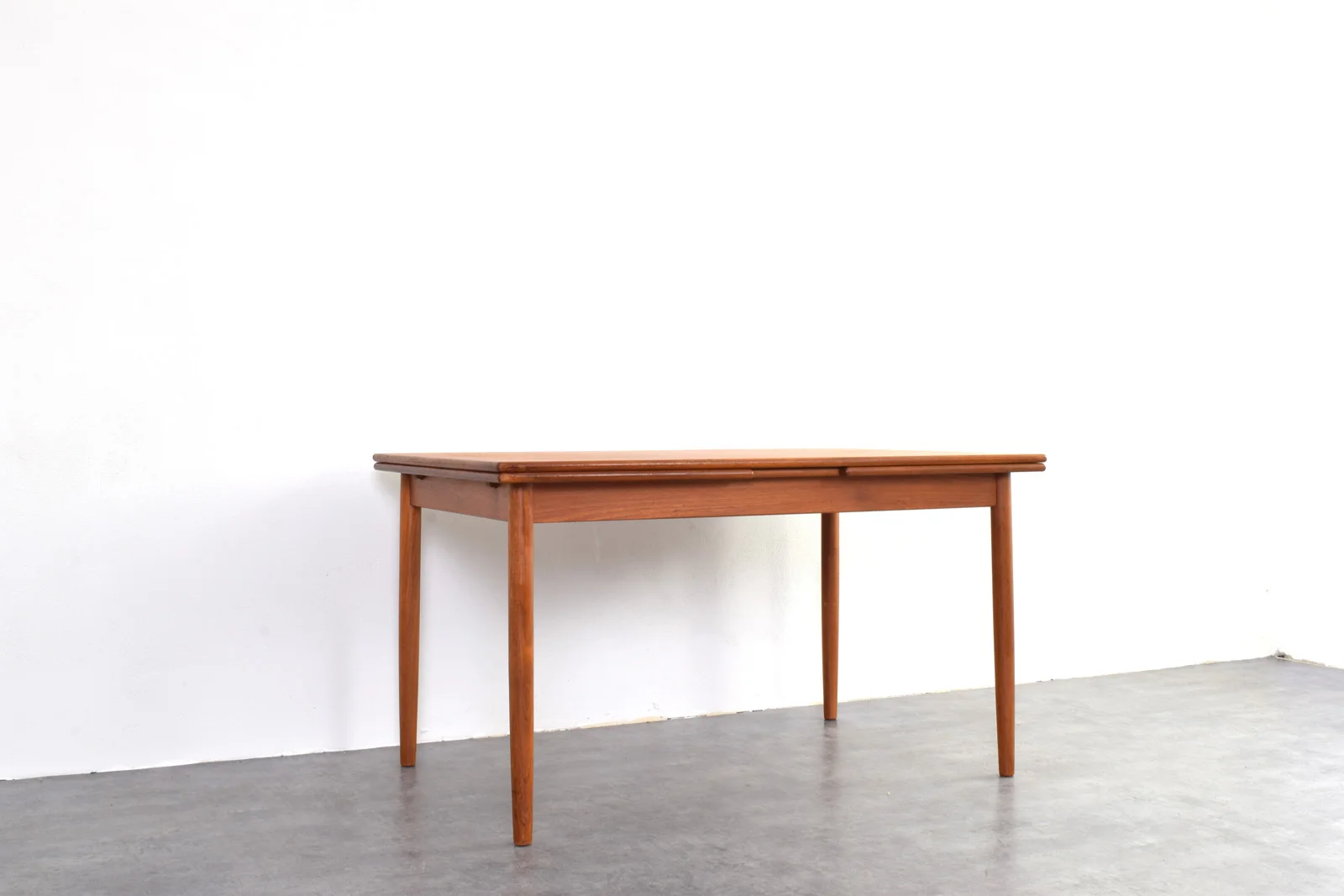 Extendable teak table, Denmark, 1960s