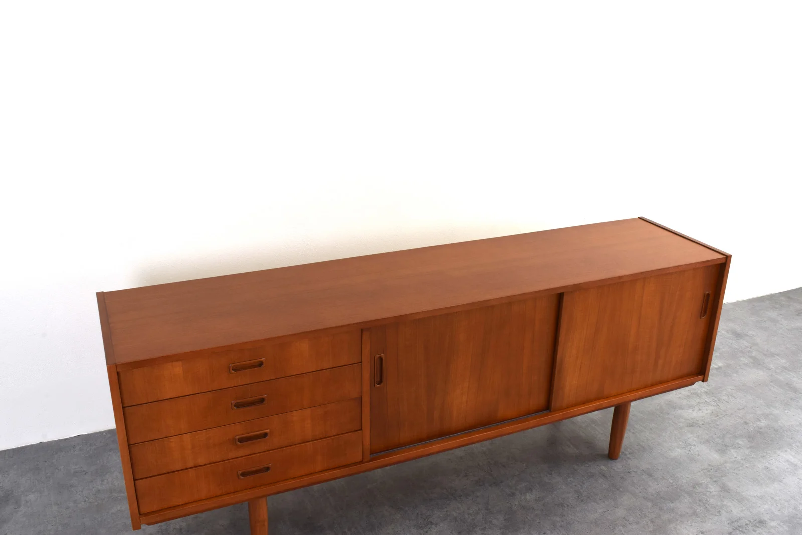 Komoda tekowa vintage, Dania, lata 60