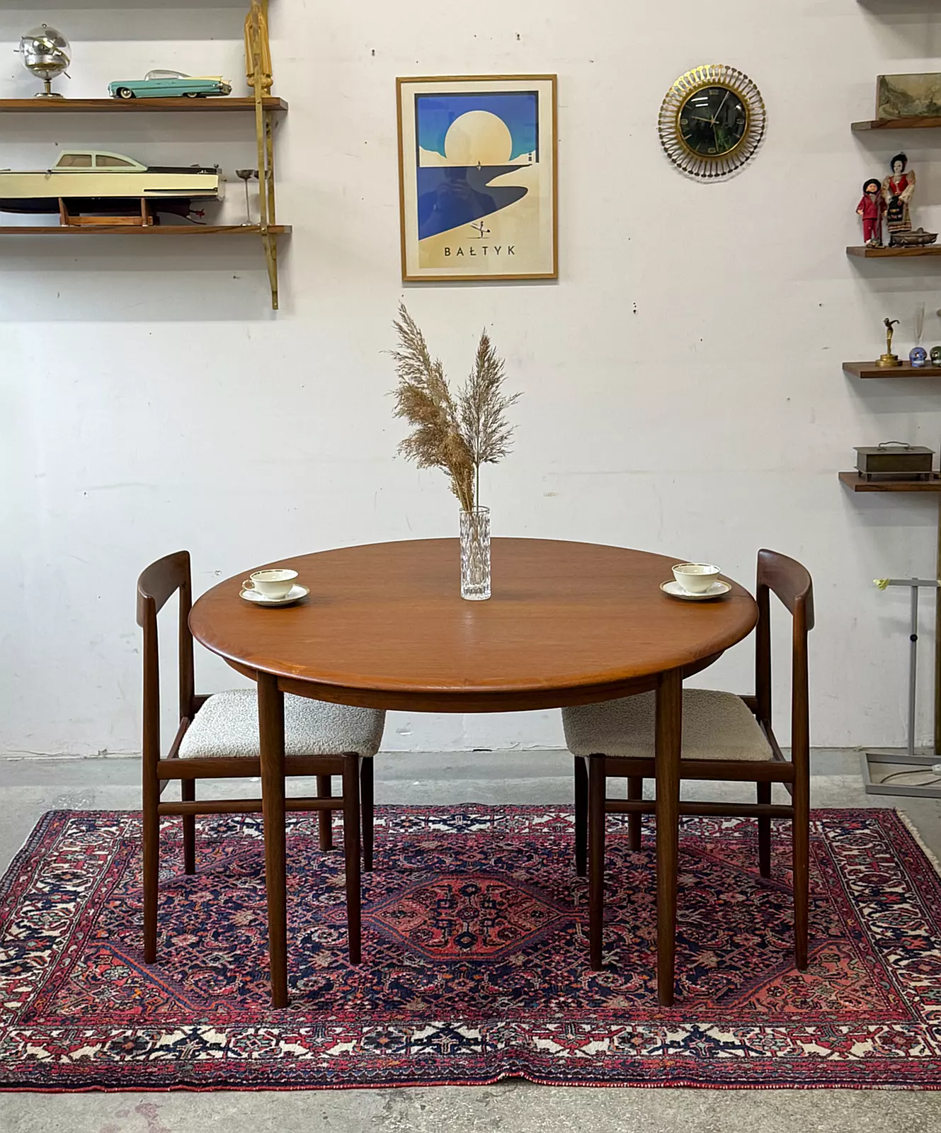 Vintage round extendable table, Denmark, 1960s/70s