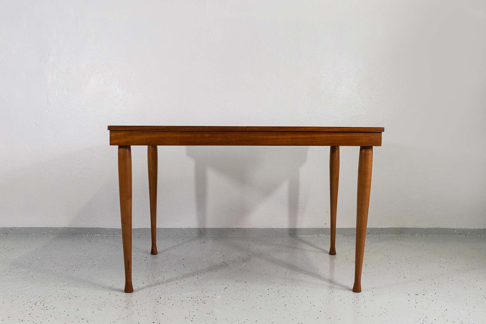 Extendable table, designed by M. Grabiński, Krakowskie Fabryki Mebli, PRL, 1960s