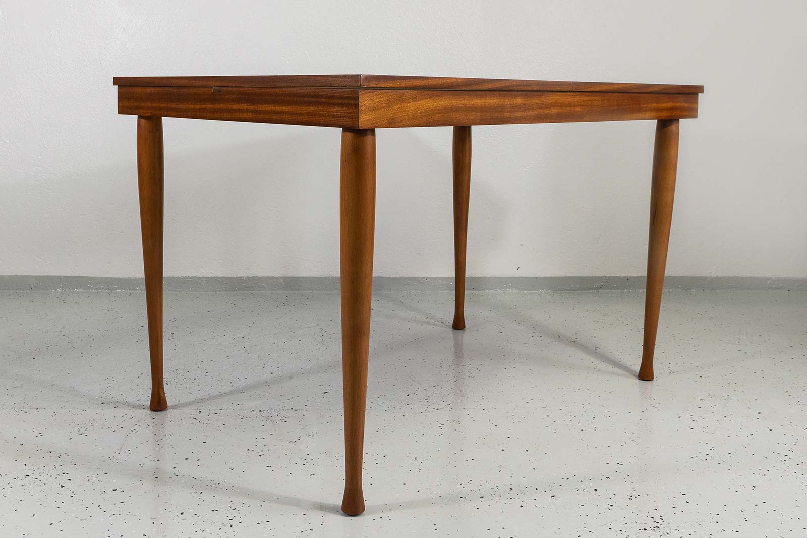 Extendable table, designed by M. Grabiński, Krakowskie Fabryki Mebli, PRL, 1960s