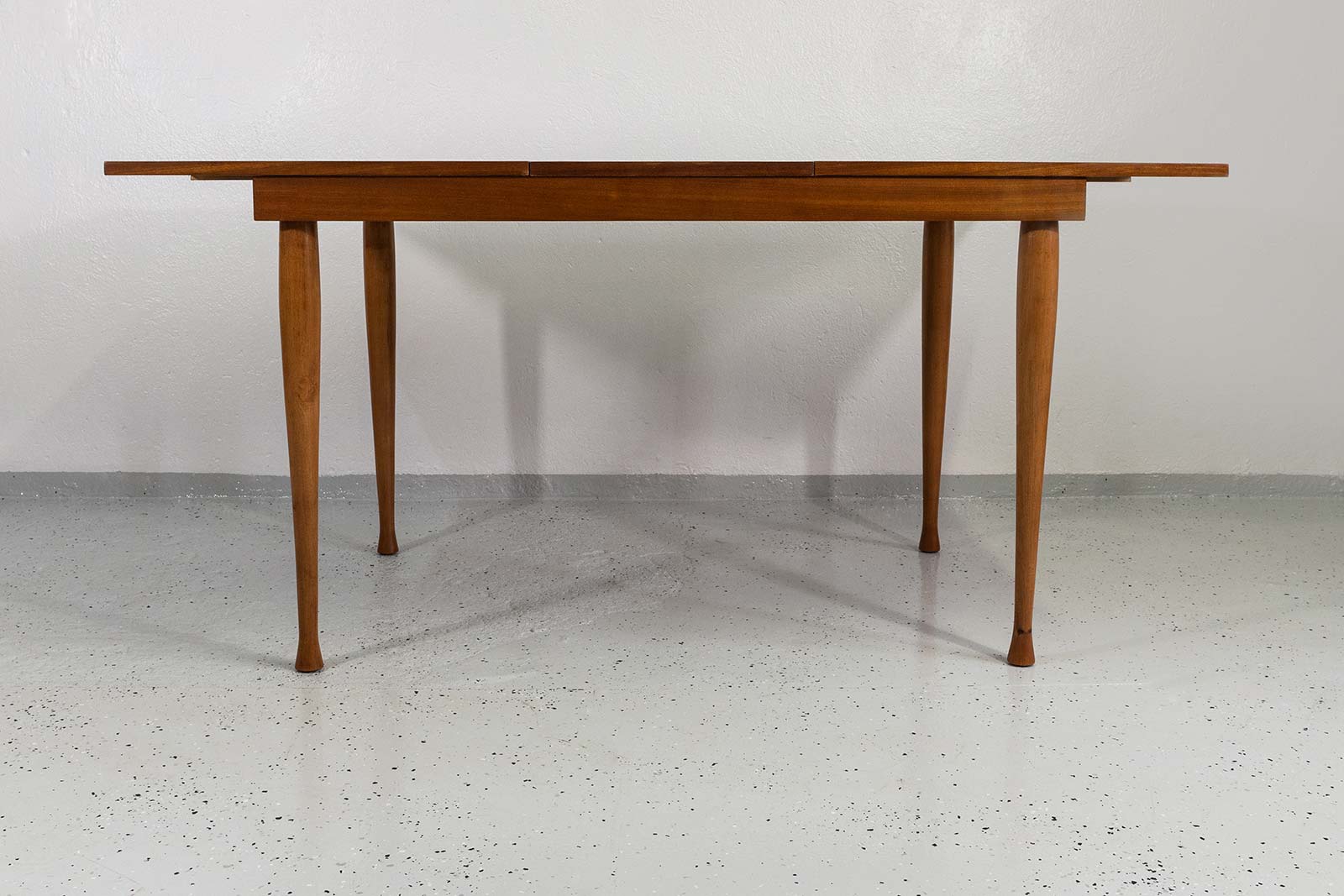 Extendable table, designed by M. Grabiński, Krakowskie Fabryki Mebli, PRL, 1960s